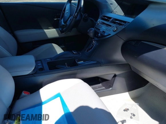 2015 Lexus RX 350 with VIN 2T2BK1BA3FC325069, listed as a IAAI auction lot 41978795 with 138,597 mi miles and . Bid and sale history available at DreamBid. Image 5.