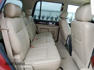 2006 Lincoln Navigator Luxury z VIN 5LMFU27506LJ20747, wystawiony jako Copart lot #59459475 z przebiegiem 188 324 mil mil oraz Szkoda całkowita • Salvage title. Historia ofert i sprzedaży dostępna na DreamBid. Obrazek 11.
