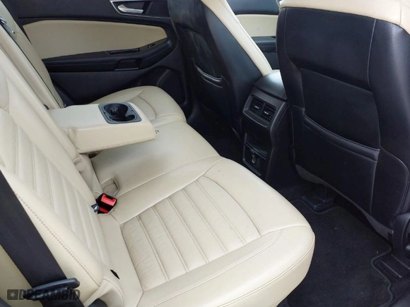 2015 Ford Edge SEL with VIN 2FMTK3J97FBB26817, listed as a IAAI auction lot 41582962 with 98,261 mi miles. Bid and sale history available at carsss.com. Image 8.