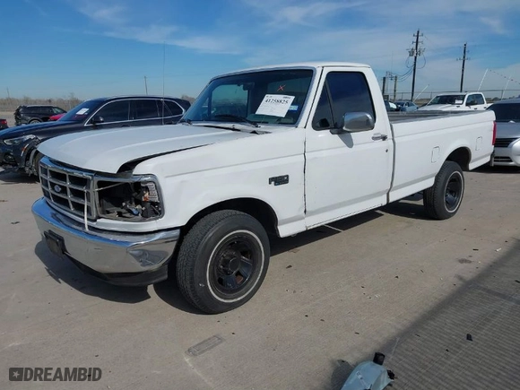 1996 Ford F-150 Special with VIN 1FTEF15Y4TLA30114, listed as a IAAI auction lot 41258825 with 177,250 mi miles. Bid and sale history available at carsss.com. Image 2.