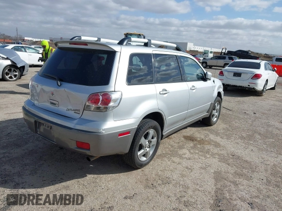 2003 Mitsubishi Outlander XLS with VIN JA4LZ41G03U104498, listed as a IAAI auction lot 41725675 with 189,509 mi miles. Bid and sale history available at carsss.com. Image 4.