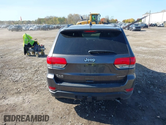 2018 Jeep Grand Cherokee Upland with VIN 1C4RJFAG0JC367628, listed as a IAAI auction lot 40614951 with 85,836 mi miles and . Bid and sale history available at DreamBid. Image 16.
