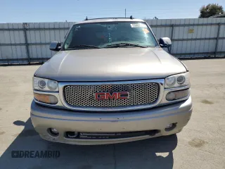 2006 GMC Yukon XL with VIN 1GKFK66U36J134459, listed as a Copart auction lot 55802165 with 277,366 mi miles and Salvage title. Bid and sale history available at DreamBid. Image 5.