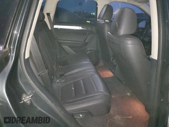 2016 Volkswagen Touareg Sport with VIN WVGEF9BP2GD005296, listed as a Copart auction lot 88808735 with 133,429 mi miles and Salvage Title. Bid and sale history available at DreamBid. Image 11.