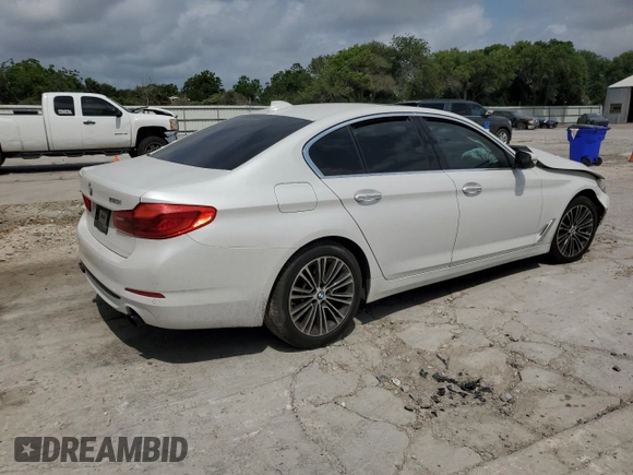 2018 BMW 5 Series 530i z VIN WBAJA5C50JG899776, wystawiony jako Copart lot #55436075 z przebiegiem Nie podano mil oraz Szkoda całkowita • Salvage title. Historia ofert i sprzedaży dostępna na DreamBid. Obrazek 3.