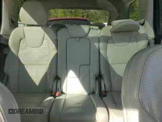 2016 Volvo XC90 T6 Inscription z VIN YV4A22PLXG1025175, wystawiony jako Copart lot #54695945 z przebiegiem 121 319 mil mil oraz Szkoda całkowita • Salvage title. Historia ofert i sprzedaży dostępna na DreamBid. Obrazek 10.