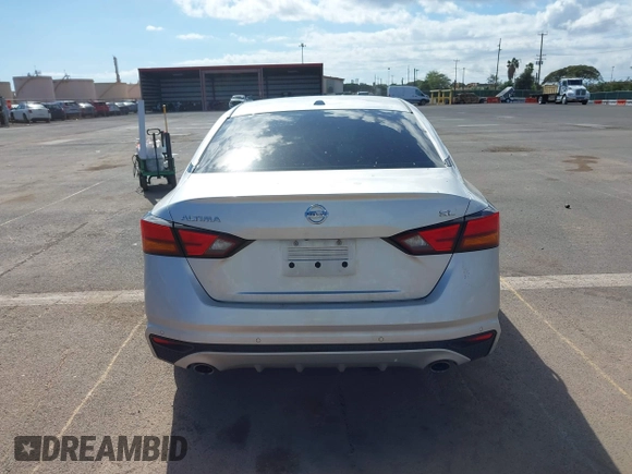 2020 Nissan Altima 2.5 SL with VIN 1N4BL4EV2LC135355, listed as a IAAI auction lot 41778726 with 104,603 mi miles. Bid and sale history available at carsss.com. Image 16.