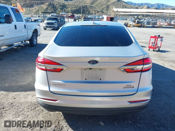 2019 Ford Fusion SE with VIN 3FA6P0LUXKR208139, listed as a IAAI auction lot 41820958 with 66,609 mi miles and . Bid and sale history available at DreamBid. Image 16.