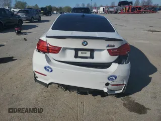 2016 BMW M4 z VIN WBS3R9C53GK336943, wystawiony jako Copart lot #52157535 z przebiegiem 103 850 mil mil oraz Szkoda całkowita • Salvage title. Historia ofert i sprzedaży dostępna na DreamBid. Obrazek 6.