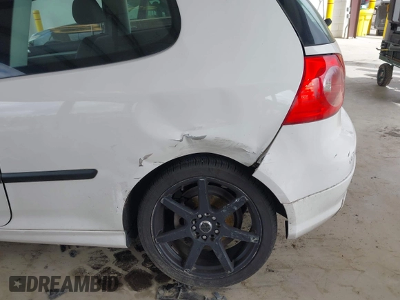2007 Volkswagen Rabbit z VIN WVWBR71K67W191437, wystawiony jako IAAI lot #42082924 z przebiegiem 183 154 mil mil oraz . Historia ofert i sprzedaży dostępna na DreamBid. Obrazek 6.