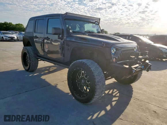 2017 Jeep Wrangler Unlimited Sport z VIN 1C4BJWDG0HL581252, wystawiony jako Copart lot #56397115 z przebiegiem 50 683 mil mil oraz Nie do naprawy • Non repairable. Historia ofert i sprzedaży dostępna na DreamBid. Obrazek 4.