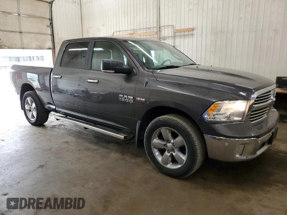 2017 Ram 1500 Big Horn z VIN 1C6RR7TT8HS731438, wystawiony jako Copart lot #55236595 z przebiegiem 150 080 mil mil oraz Szkoda całkowita • Salvage title. Historia ofert i sprzedaży dostępna na DreamBid. Obrazek 4.