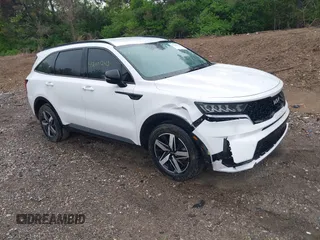 2023 Kia Sorento S z VIN 5XYRL4LC4PG180843, wystawiony jako IAAI lot #42129150 z przebiegiem 22 000 mil mil oraz . Historia ofert i sprzedaży dostępna na DreamBid. Obrazek 1.