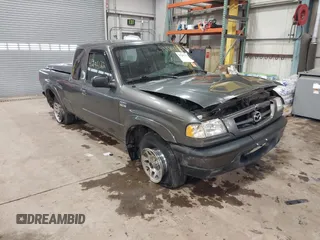2005 Mazda B-Series 2WD Truck with VIN 4F4YR46U35PM04233, listed as a IAAI auction lot 41299122 with 80,691 mi miles. Bid and sale history available at carsss.com. Image 1.