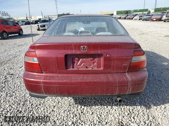 1995 Honda Accord LX with VIN JHMCD5638SC065579, listed as a Copart auction lot 77387234 with 166,575 mi miles and Salvage Title. Bid and sale history available at carsss.com. Image 6.