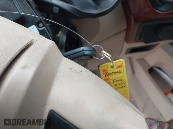 2013 Ford F-250 XL with VIN 1FT7W2BT6DEA95933, listed as a IAAI auction lot 41856698 with 168,236 mi miles and . Bid and sale history available at DreamBid. Image 11.