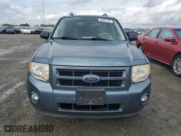 2011 Ford Escape Hybrid z VIN 1FMCU4K34BKC63661, wystawiony jako Copart lot #50991195 z przebiegiem 109 791 mil mil oraz Szkoda całkowita • Salvage title. Historia ofert i sprzedaży dostępna na DreamBid. Obrazek 5.