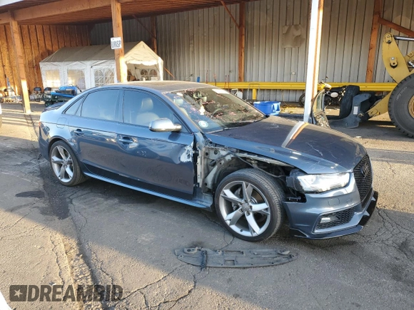 2015 Audi A4 Premium Plus with VIN WAUFFAFLXFN013671, listed as a Copart auction lot 51095675 with 92,685 mi miles and Salvage Title. Bid and sale history available at carsss.com. Image 4.
