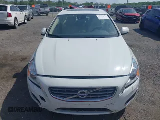 2012 Volvo S60 T5 с VIN YV1622FS5C2119061, выставлен на аукционе IAAI как лот 42167871 с пробегом 133 727 миль миль и . История ставок и продаж доступна на DreamBid. Изображение 12.