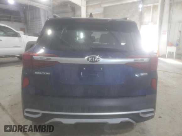 2021 Kia Seltos SX with VIN KNDETCA24M7207406, listed as a Copart auction lot 45762665 with 70,955 mi miles and Salvage Title. Bid and sale history available at carsss.com. Image 6.