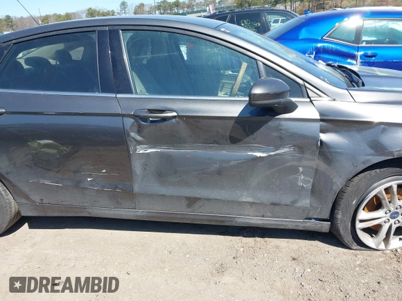 2018 Ford Fusion SE z VIN 3FA6P0H74JR233829, wystawiony jako IAAI lot #42049766 z przebiegiem 120 370 mil mil oraz . Historia ofert i sprzedaży dostępna na DreamBid. Obrazek 6.
