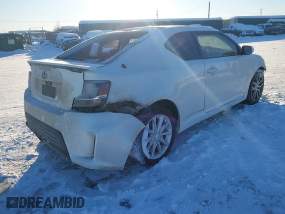 2015 Scion tC z VIN JTKJF5C76F3089615, wystawiony jako IAAI lot #41450719 z przebiegiem 133 559 mil mil oraz . Historia ofert i sprzedaży dostępna na DreamBid. Obrazek 4.