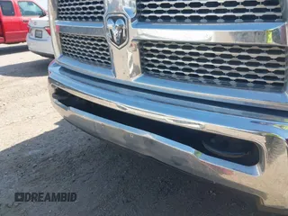 2015 Ram 2500 Laramie with VIN 3C6UR5FL8FG524398, listed as a IAAI auction lot 41699409 with 259,972 mi miles. Bid and sale history available at carsss.com. Image 6.