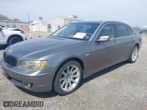 2006 BMW 7 Series 750Li with VIN WBAHN83536DT39909, listed as a IAAI auction lot 42159139 with 107,734 mi miles. Bid and sale history available at carsss.com. Image 2.