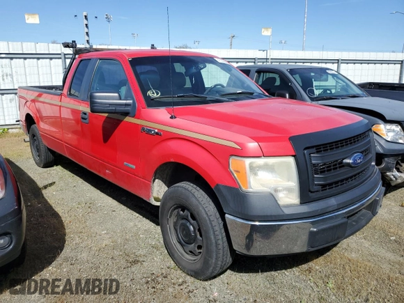 2014 Ford F-150 XL with VIN 1FTFX1CT1EKD40822, listed as a Copart auction lot 47235645 with 206,693 mi miles and Salvage Title. Bid and sale history available at carsss.com. Image 4.