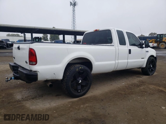 2005 Ford Super Duty F-250 XL with VIN 1FTSX20P85EB90248, listed as a Copart auction lot 72090224 with 214,818 mi miles and Salvage Title. Bid and sale history available at carsss.com. Image 3.
