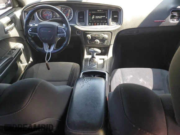 2018 Dodge Charger R/T z VIN 2C3CDXCT0JH221714, wystawiony jako Copart lot #52588985 z przebiegiem 106 050 mil mil oraz Szkoda całkowita • Salvage title. Historia ofert i sprzedaży dostępna na DreamBid. Obrazek 8.