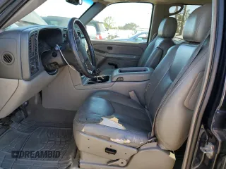 2005 Chevrolet Avalanche Z71 with VIN 3GNEK12Z75G211286, listed as a Copart auction lot 76143034 with 433,502 mi miles and Salvage Title. Bid and sale history available at DreamBid. Image 7.
