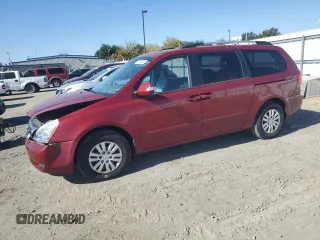2012 Kia Sedona LX with VIN KNDMG4C79C6483194, listed as a Copart auction lot 77485374 with 110,831 mi miles and Salvage Title. Bid and sale history available at carsss.com. Image 1.