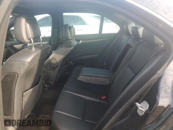 2009 Mercedes-Benz C 350 Sport с VIN WDDGF56X19R045087, выставлен на аукционе Copart как лот 62343065 с пробегом 207 566 миль миль и Списание • Salvage title. История ставок и продаж доступна на DreamBid. Изображение 10.