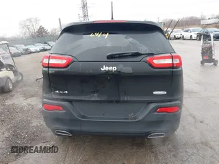 2018 Jeep Cherokee Latitude Plus with VIN 1C4PJMLX2JD522232, listed as a IAAI auction lot 41466414 with 119,383 mi miles and . Bid and sale history available at DreamBid. Image 16.