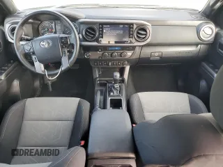 2023 Toyota Tacoma SR5 z VIN 3TMAZ5CN3PM210839, wystawiony jako Copart lot #88169495 z przebiegiem 17 766 mil mil oraz Czysty tytuł • Clean title. Historia ofert i sprzedaży dostępna na DreamBid. Obrazek 8.