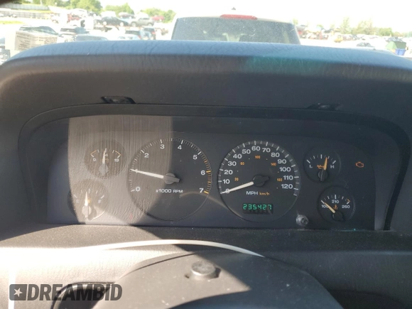 2002 Jeep Grand Cherokee Laredo with VIN 1J4GW48S02C174656, listed as a Copart auction lot 56954155 with 235,427 mi miles and Salvage title. Bid and sale history available at DreamBid. Image 9.