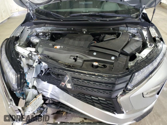2025 Mitsubishi Eclipse Cross SE z VIN JA4ATWAA9SZ004014, wystawiony jako Copart lot #57436565 z przebiegiem 5 772 mil mil oraz Szkoda całkowita • Salvage title. Historia ofert i sprzedaży dostępna na DreamBid. Obrazek 12.