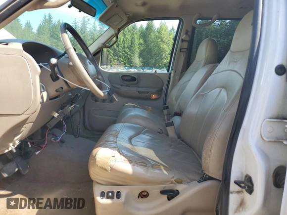 2001 Ford F-150 XLT with VIN 1FTRW08L71KE51484, listed as a Copart auction lot 60569175 with 260,777 mi miles and Clean title. Bid and sale history available at DreamBid. Image 7.