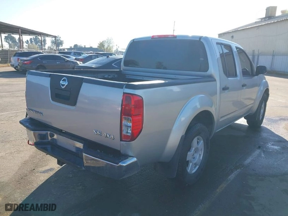 2005 Nissan Frontier 4WD SE with VIN 1N6AD07W65C461211, listed as a IAAI auction lot 41844232 with 178,040 mi miles. Bid and sale history available at carsss.com. Image 4.