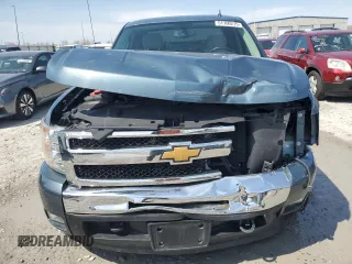 2011 Chevrolet Silverado 1500 LT with VIN 1GCRKSE38BZ113094, listed as a Copart auction lot 51160275 with 134,287 mi miles and Salvage Title. Bid and sale history available at DreamBid. Image 5.