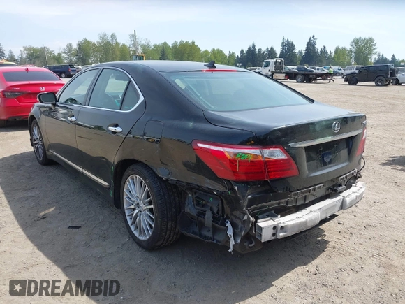 2012 Lexus LS 460 z VIN JTHBL5EF4C5108833, wystawiony jako IAAI lot #42121435 z przebiegiem 155 772 mil mil oraz . Historia ofert i sprzedaży dostępna na DreamBid. Obrazek 3.