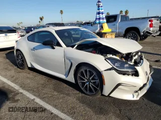 2024 Toyota GR86 with VIN JF1ZNBB12R8755679, listed as a Copart auction lot 71123254 with 6,774 mi miles and Salvage Title. Bid and sale history available at carsss.com. Image 4.