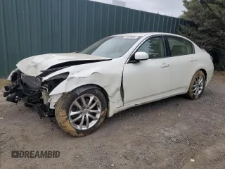 2007 Infiniti G35 G35x with VIN JNKBV61F57M806062, listed as a Copart auction lot 71824064 with 141,836 mi miles and Salvage Title. Bid and sale history available at DreamBid. Image 1.