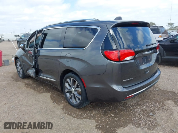 2018 Chrysler Pacifica Limited z VIN 2C4RC1GG1JR105869, wystawiony jako IAAI lot #42064725 z przebiegiem 140 766 mil mil oraz . Historia ofert i sprzedaży dostępna na DreamBid. Obrazek 3.