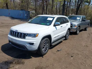 2018 Jeep Grand Cherokee Limited with VIN 1C4RJFBG6JC363405, listed as a IAAI auction lot 42101110 with 117,219 mi miles and . Bid and sale history available at DreamBid. Image 18.