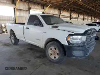 2019 Ram 2500 Tradesman with VIN 3C7WR4AJ6KG586235, listed as a Copart auction lot 57964265 with 45,762 mi miles and Salvage title. Bid and sale history available at DreamBid. Image 4.