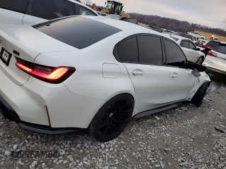 2023 BMW M3 Competition xDrive z VIN WBS43AY05PFP19411, wystawiony jako Copart lot #85955874 z przebiegiem 18 709 mil mil oraz Szkoda całkowita • Salvage title. Historia ofert i sprzedaży dostępna na DreamBid. Obrazek 3.