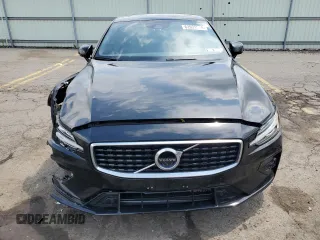 2020 Volvo S60 R-Design with VIN 7JRA22TM5LG030861, listed as a Copart auction lot 62031554 with 68,076 mi miles and Salvage Title. Bid and sale history available at carsss.com. Image 5.