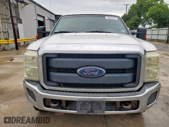 2015 Ford F-250 Lariat with VIN 1FT7W2B65FEB78430, listed as a Copart auction lot 60840485 with 158,119 mi miles and Salvage title. Bid and sale history available at DreamBid. Image 5.